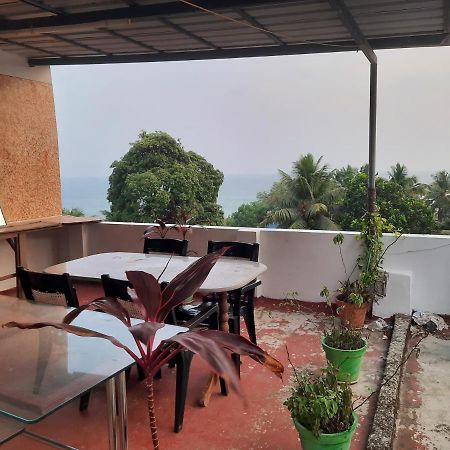 Pebblecoast Beach Resort โกวาลัม ภายนอก รูปภาพ